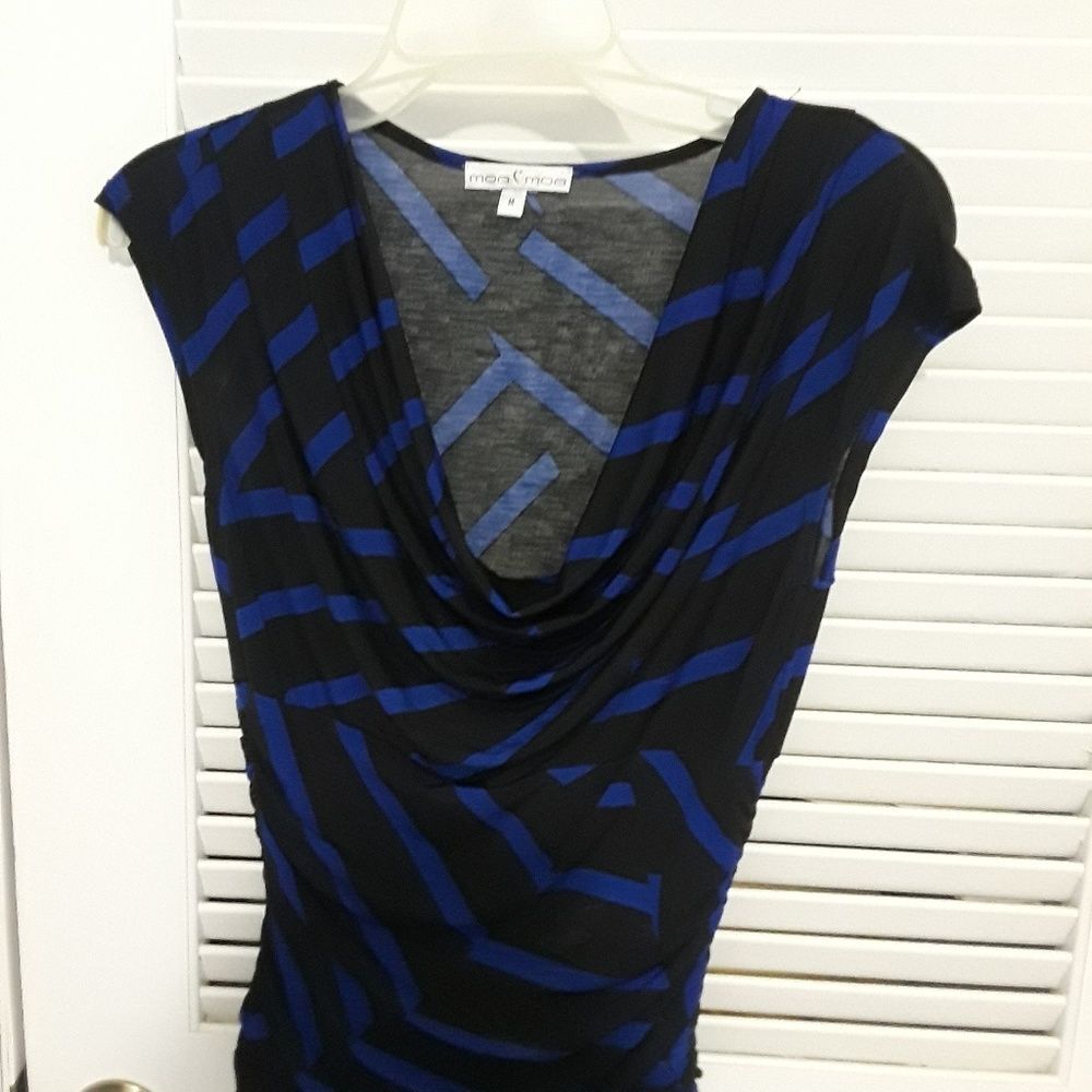 Moa Moa short sleeved size medium